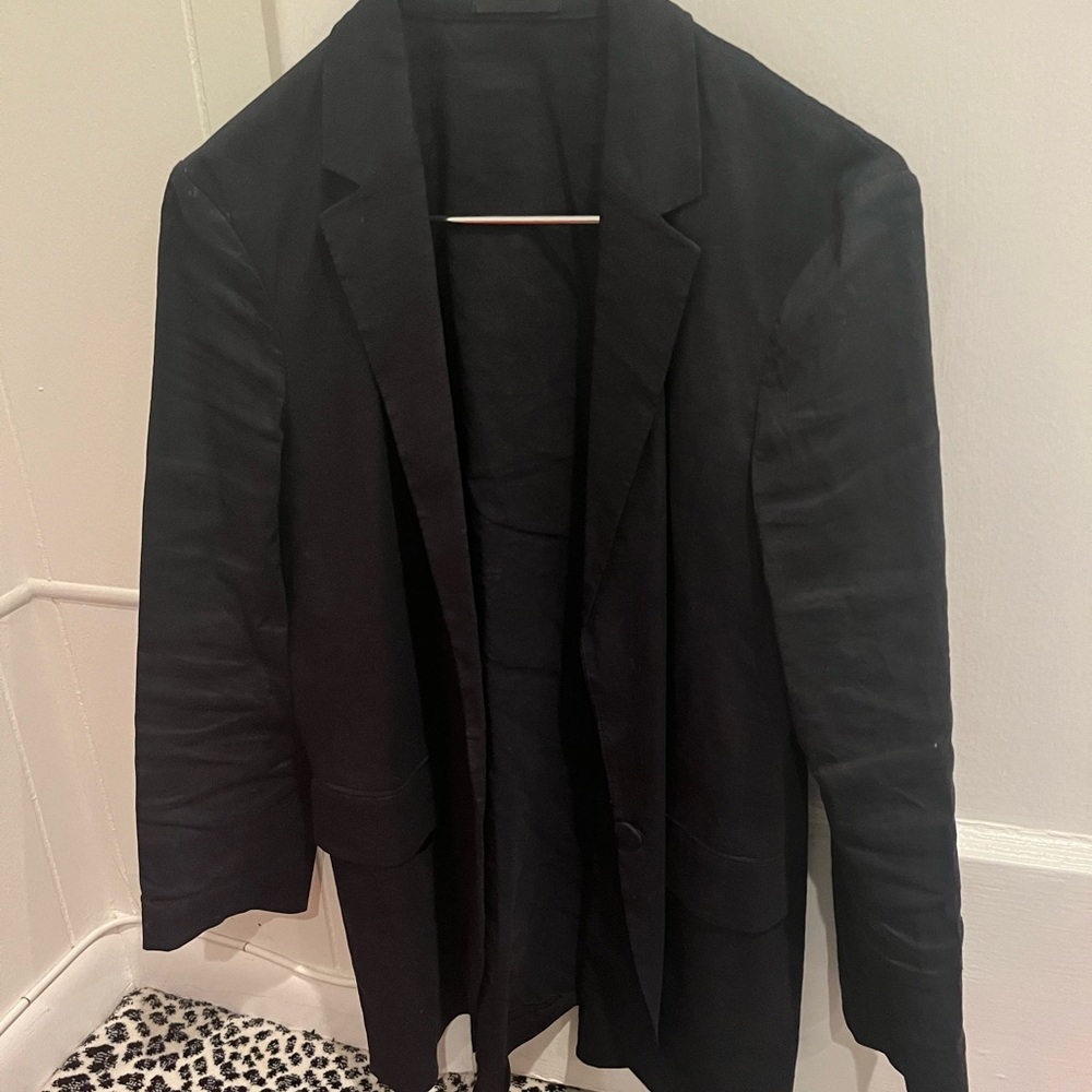Navy theory blazer